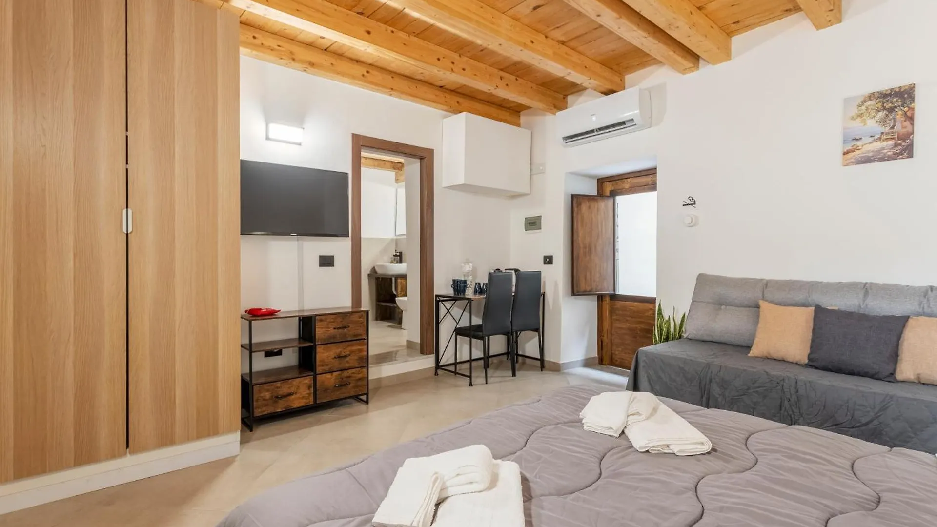 Guest house La Carbonaia Rooms In Agrigento