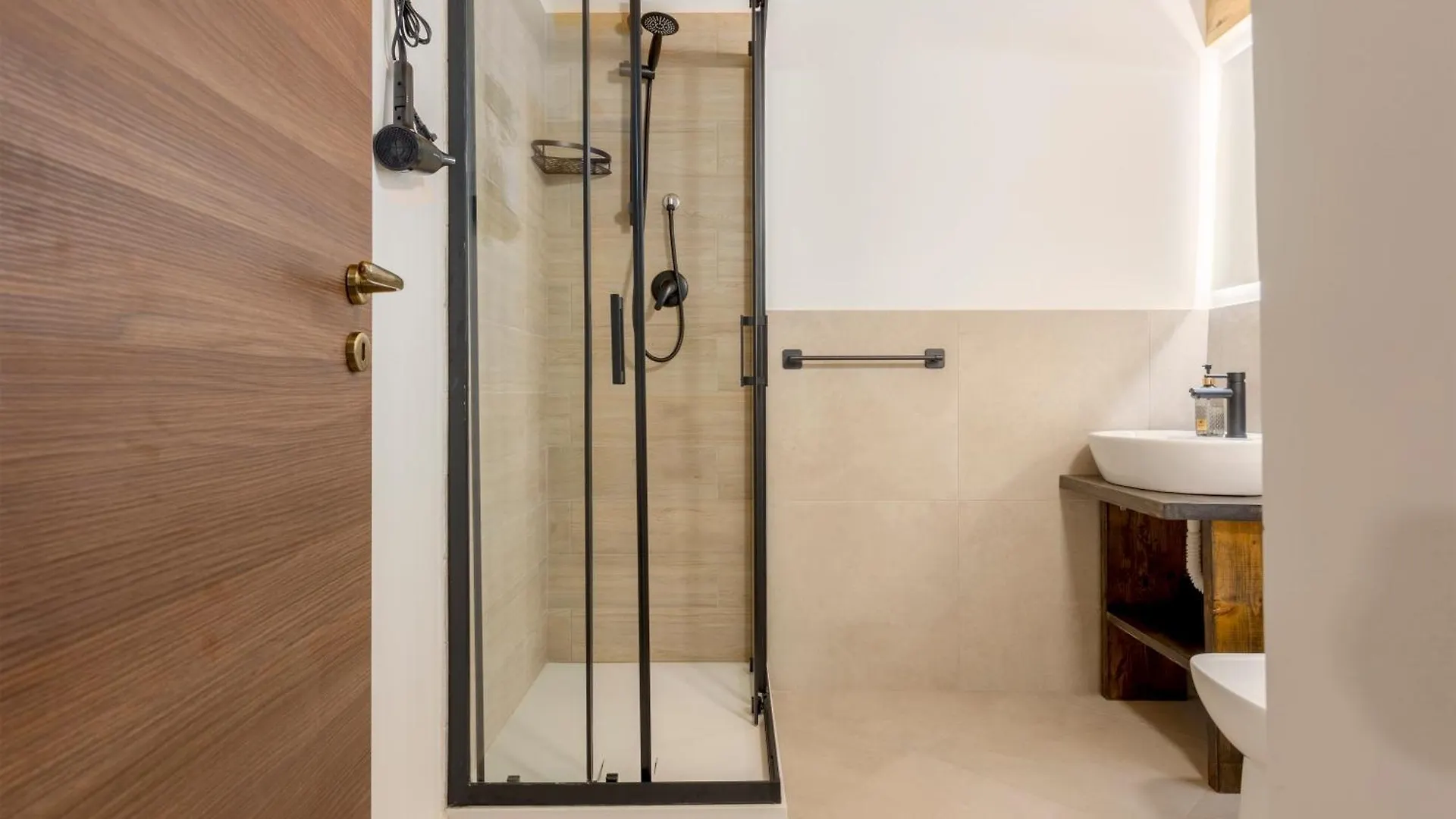 La Carbonaia Rooms In Agrigento 0*,  Italia