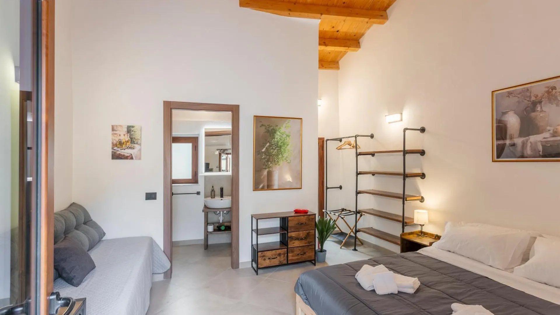 La Carbonaia Rooms In Agrigento Affittacamere