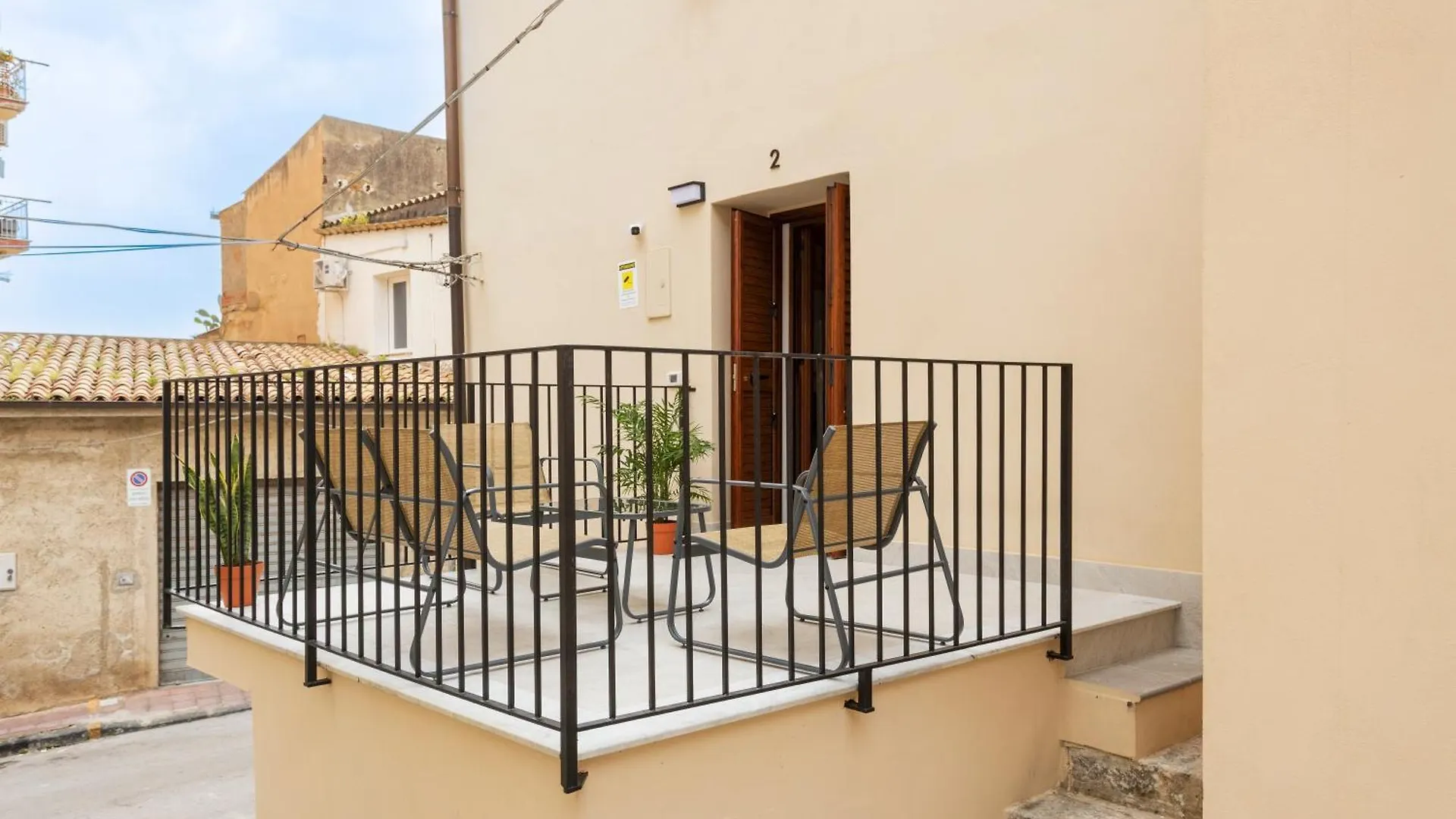 La Carbonaia Rooms In Agrigento 0*,