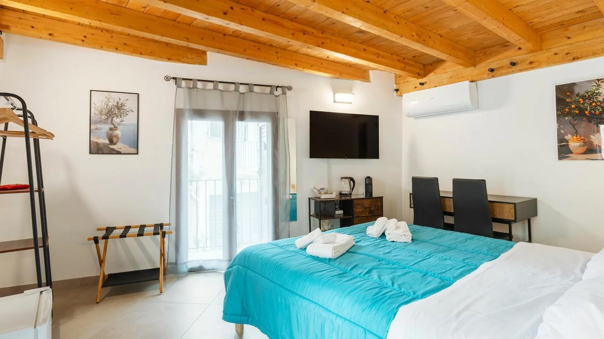 La Carbonaia Rooms In Agrigento